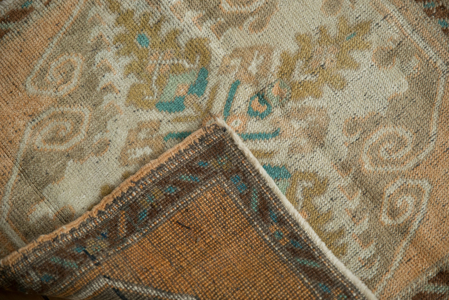 2.5x2.5 Vintage Distressed Oushak Square Rug Mat