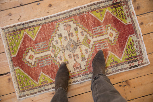 1.5x3 Vintage Distressed Oushak Rug Mat