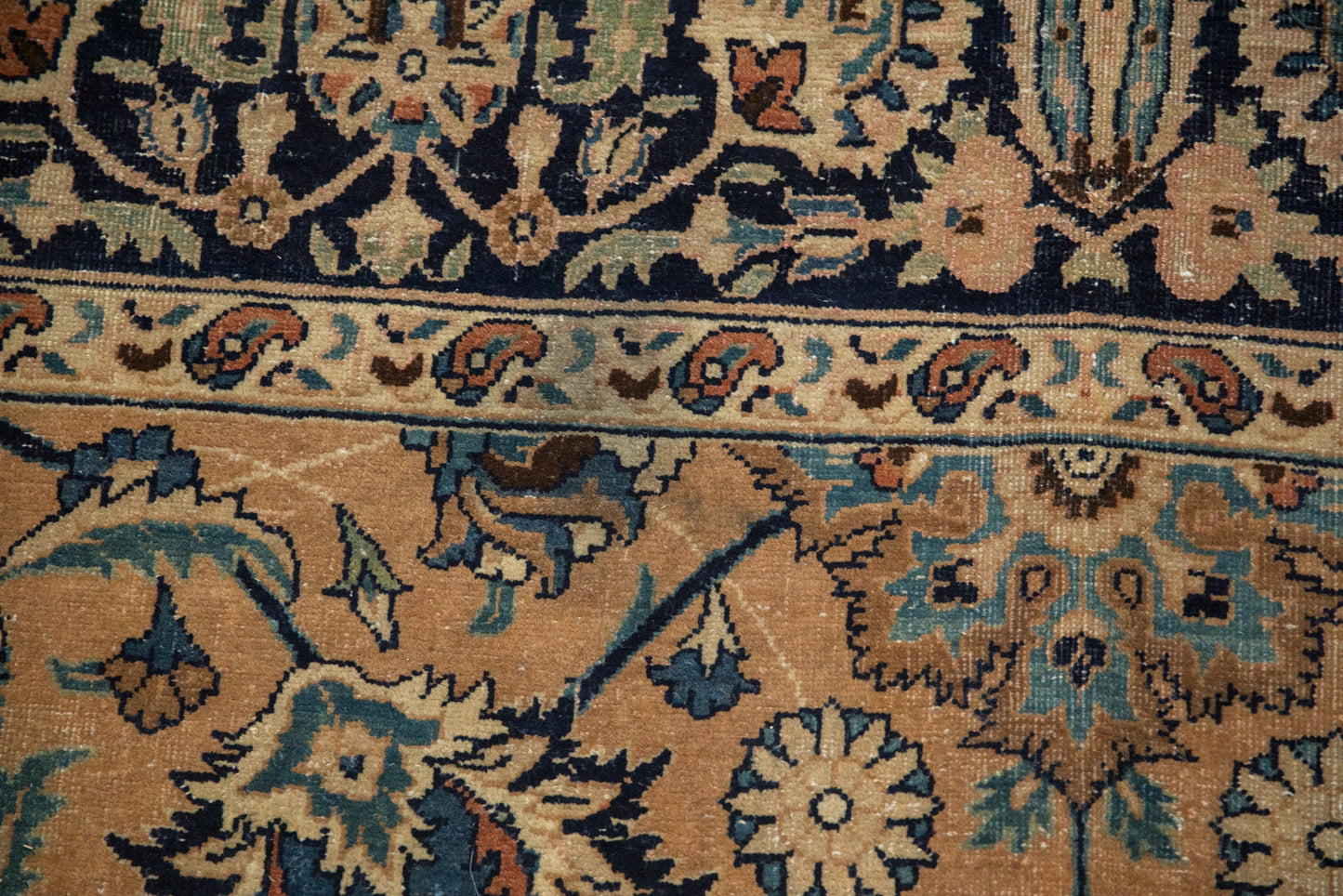 10.5x14 Vintage Meshed Carpet