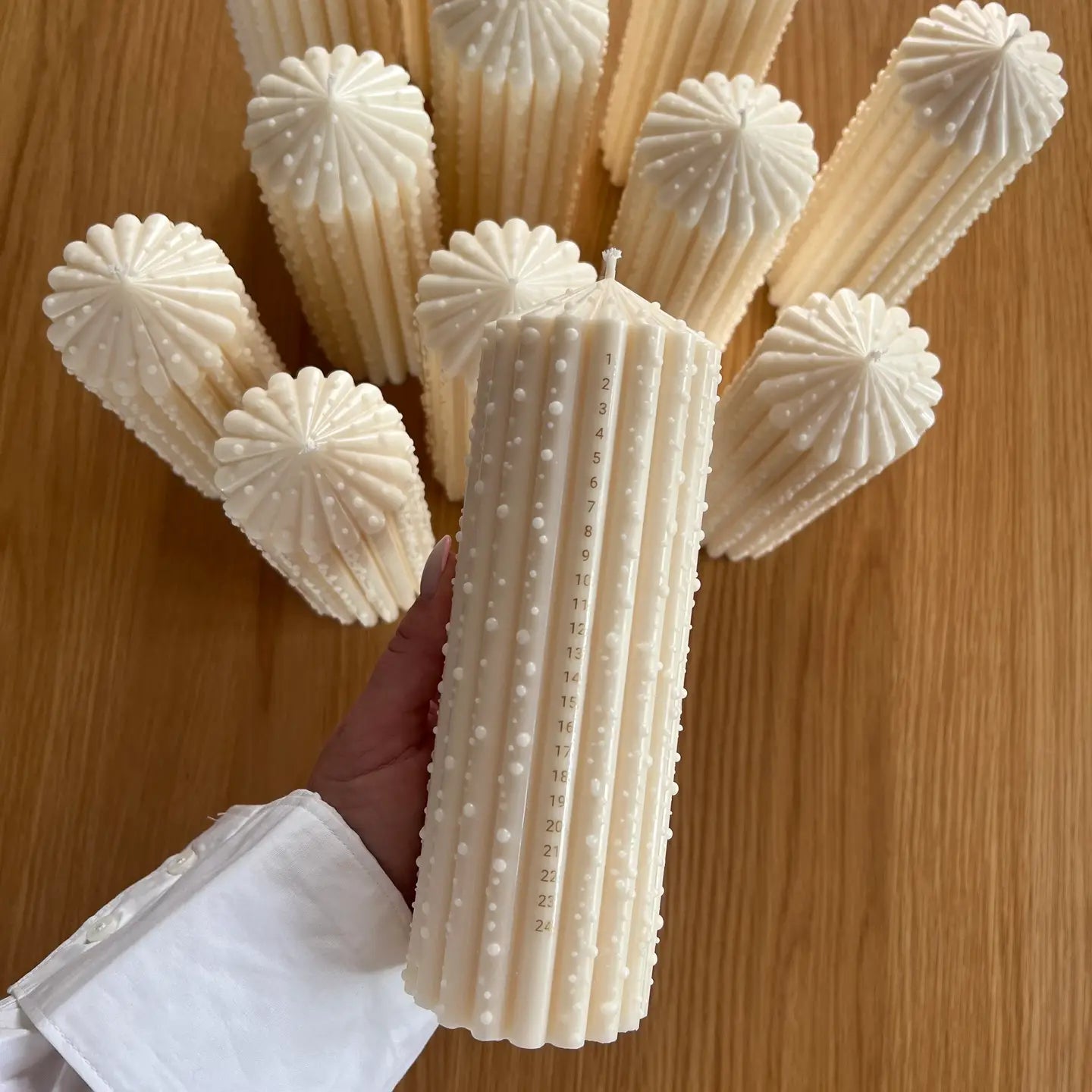 Let It Snow Calendar Candle