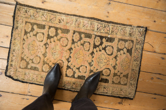 1.5x3 Vintage Distressed Fragment Kars Rug Mat