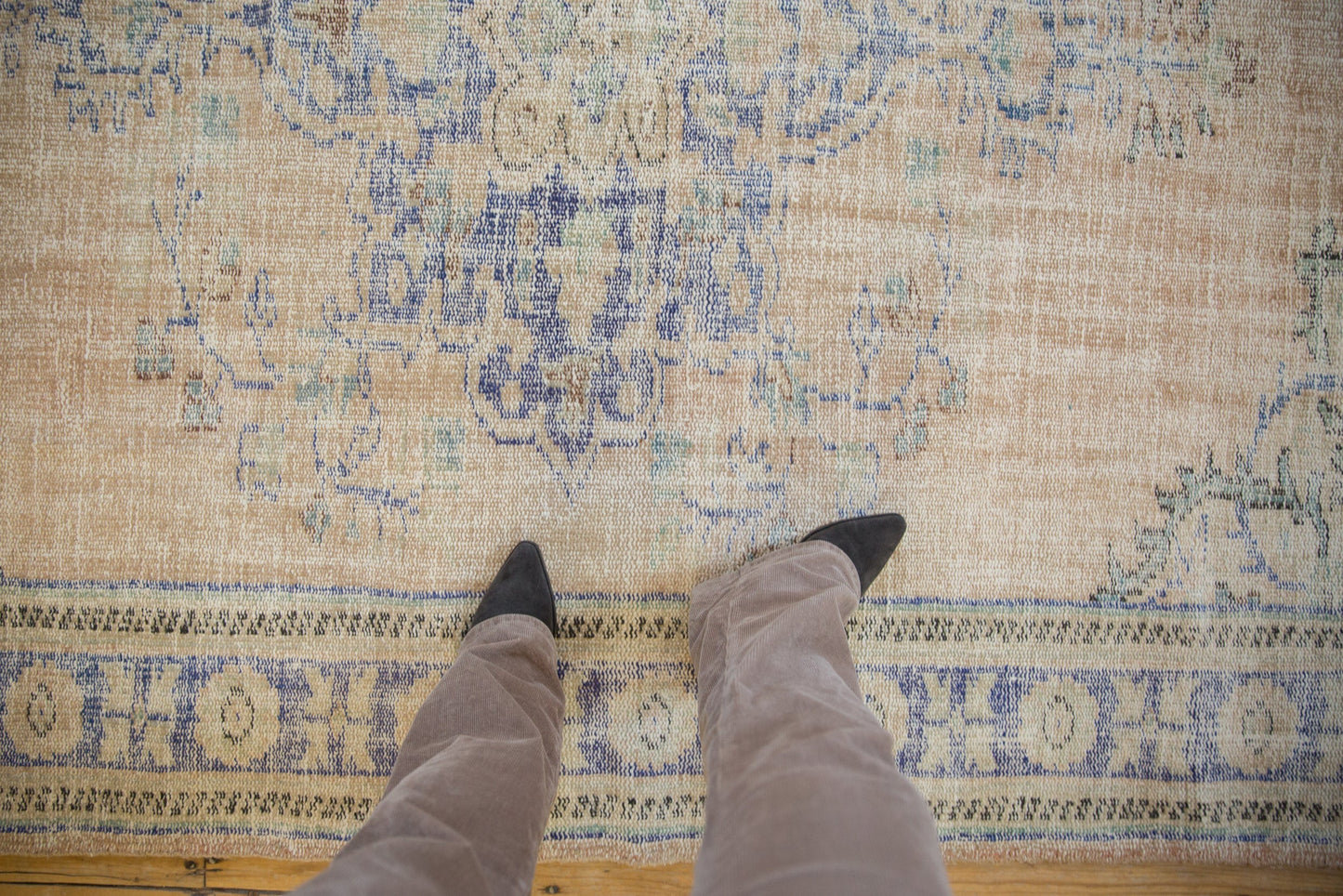 6x9.5 Vintage Distressed Oushak Carpet