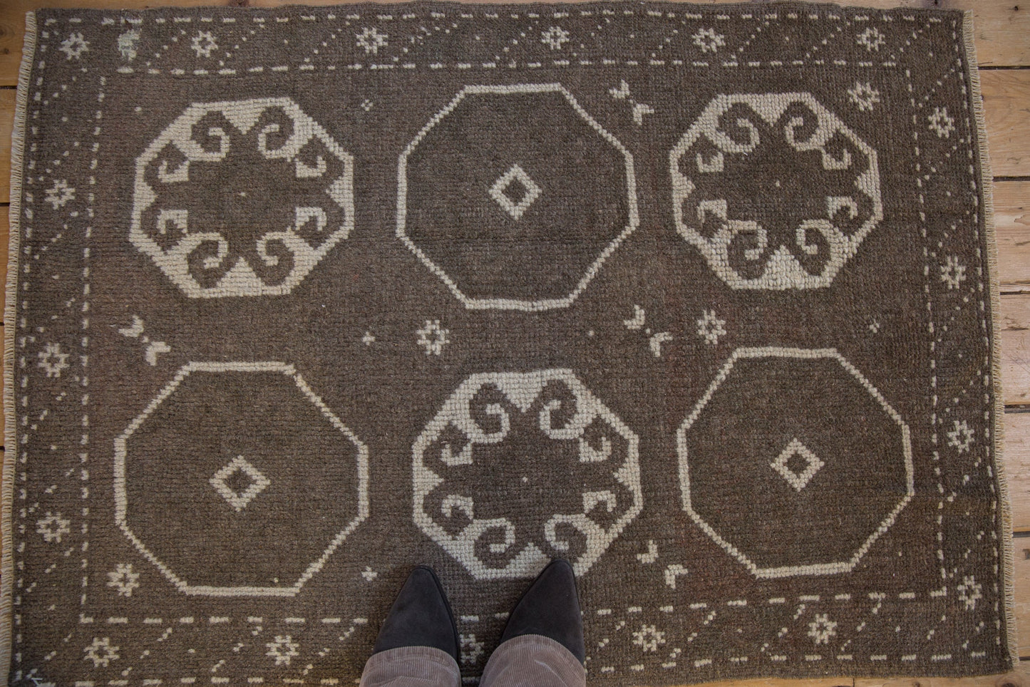 2.5x3.5 Vintage Distressed Oushak Rug