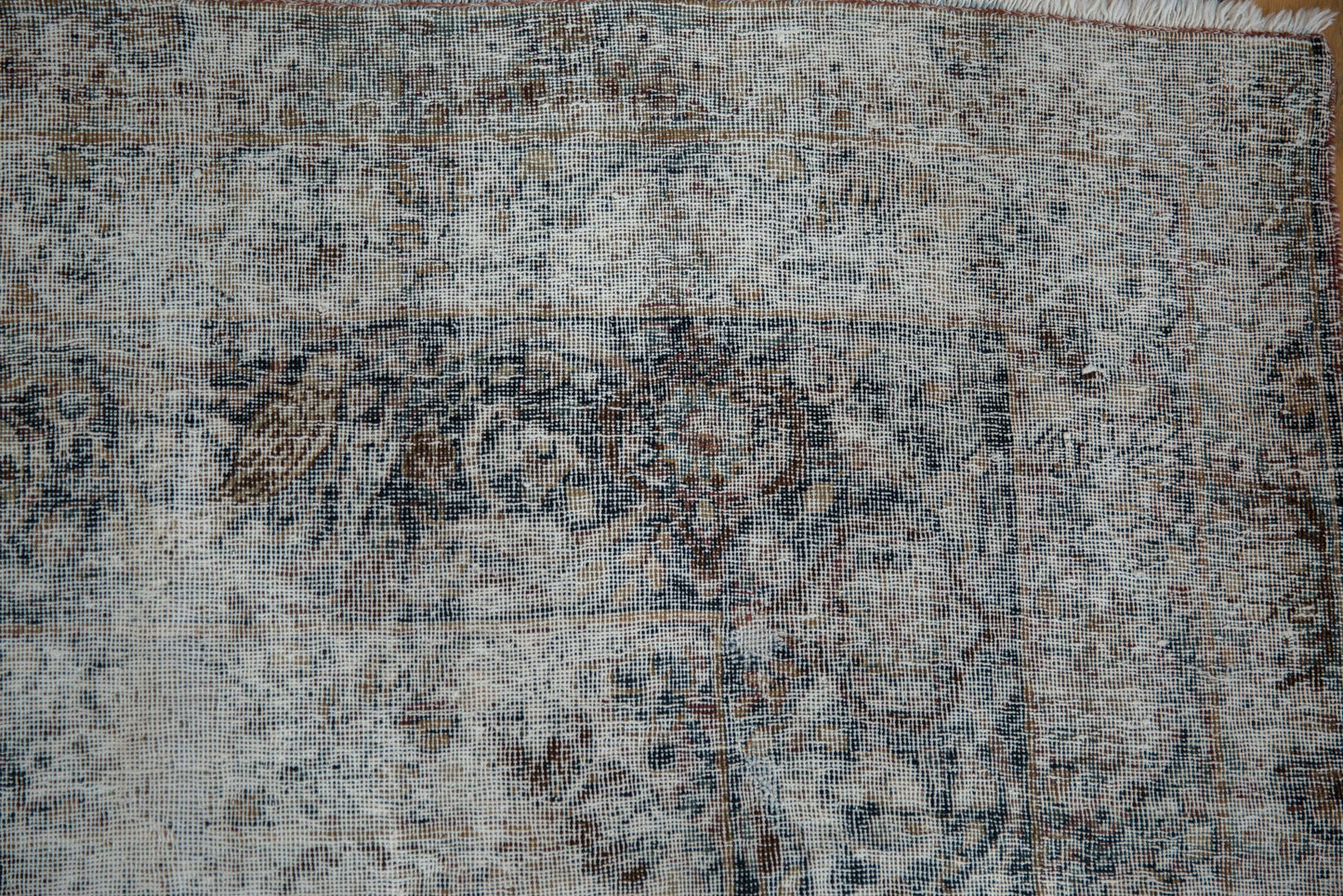 8.5x13.5 Antique Distressed Kerman Carpet
