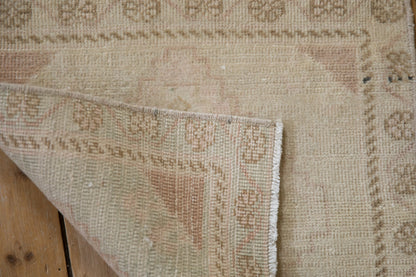 1.5x2 Vintage Distressed Oushak Square Rug Mat