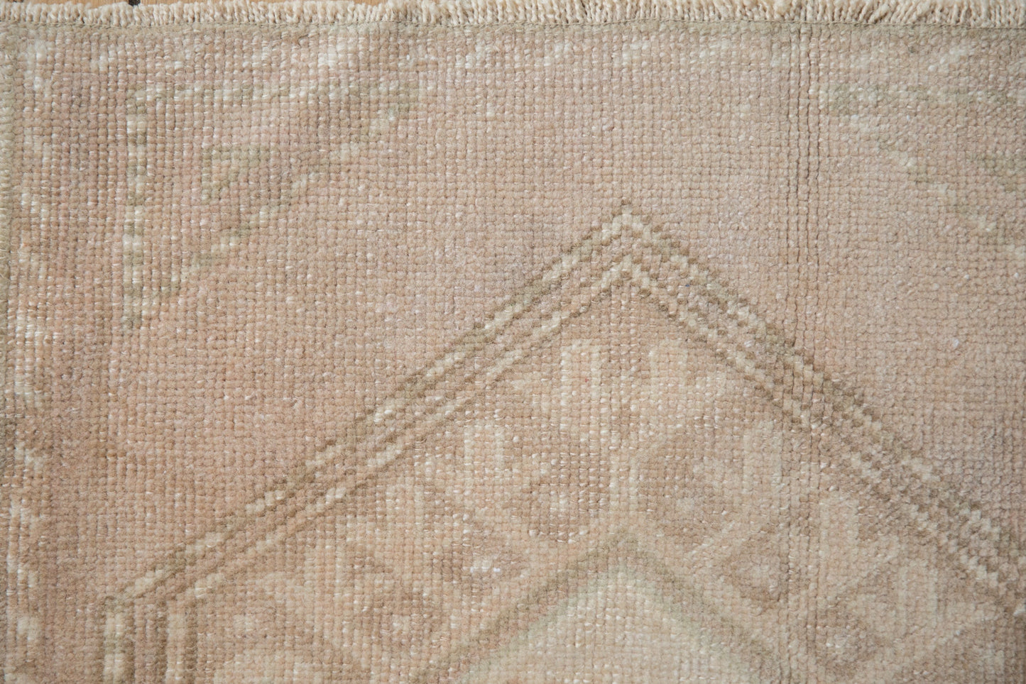 1.5x2 Vintage Distressed Oushak Square Rug Mat