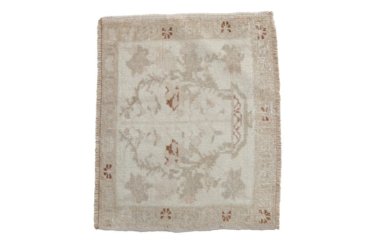 1.5x2 Vintage Distressed Oushak Square Rug Mat