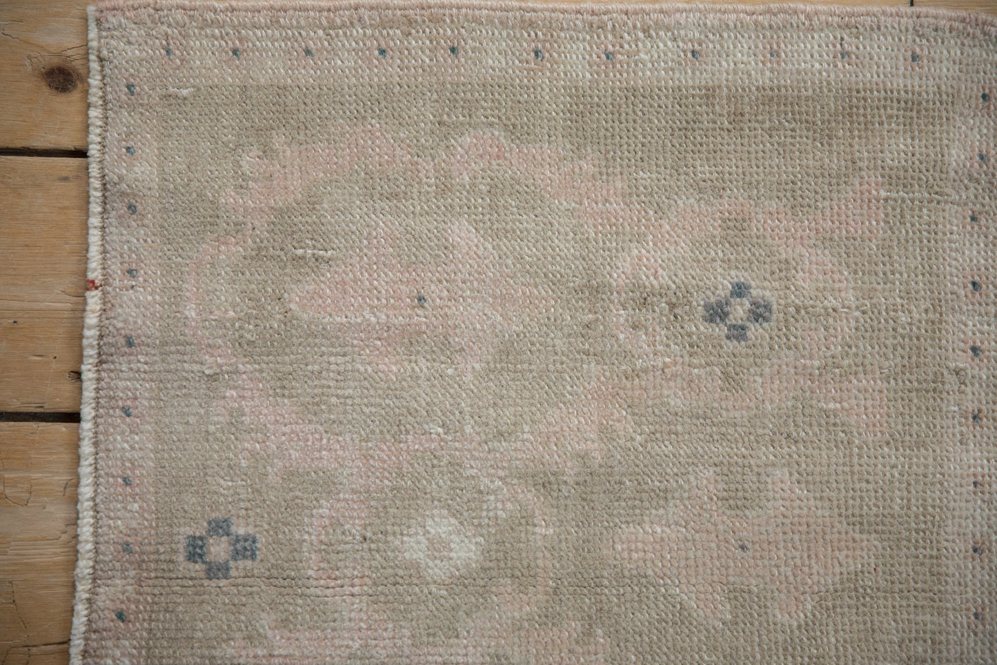 1.5x1.5 Vintage Distressed Oushak Square Rug Mat