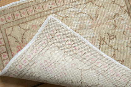 1.5x1.5 Vintage Distressed Kayseri Square Rug Mat