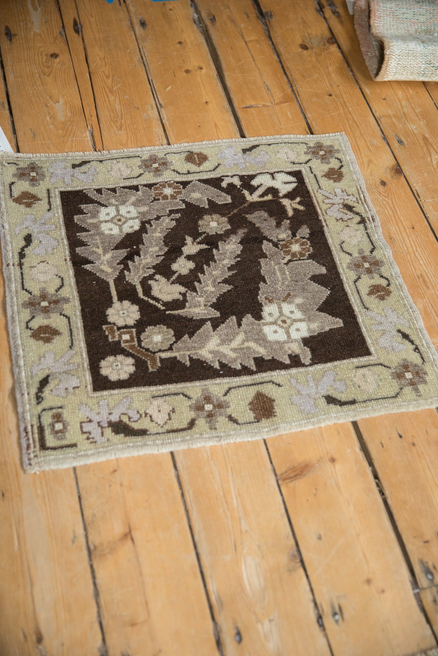 2x2 Vintage Distressed Oushak Square Rug Mat