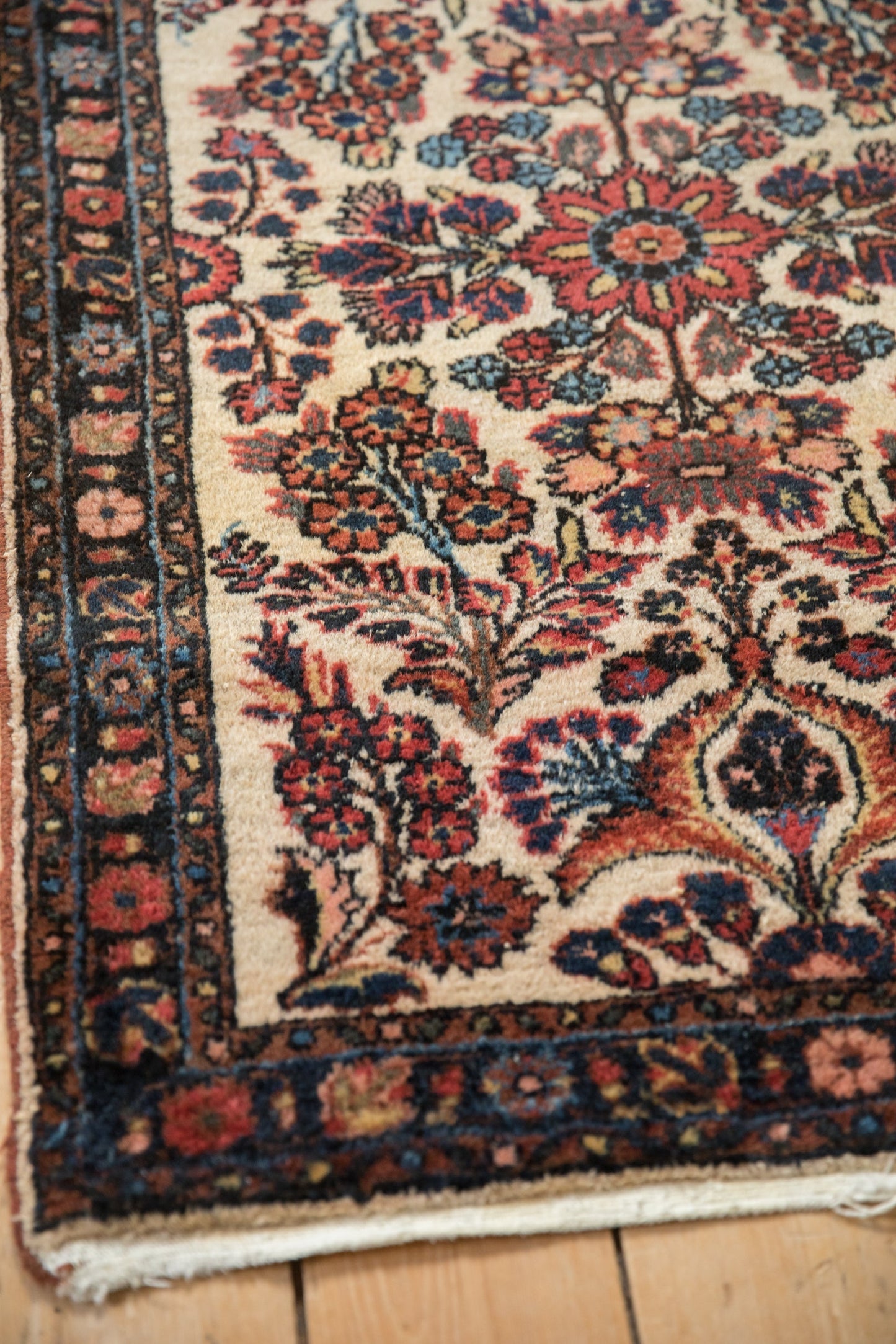2.5x4 Vintage Fine Borchalou Rug