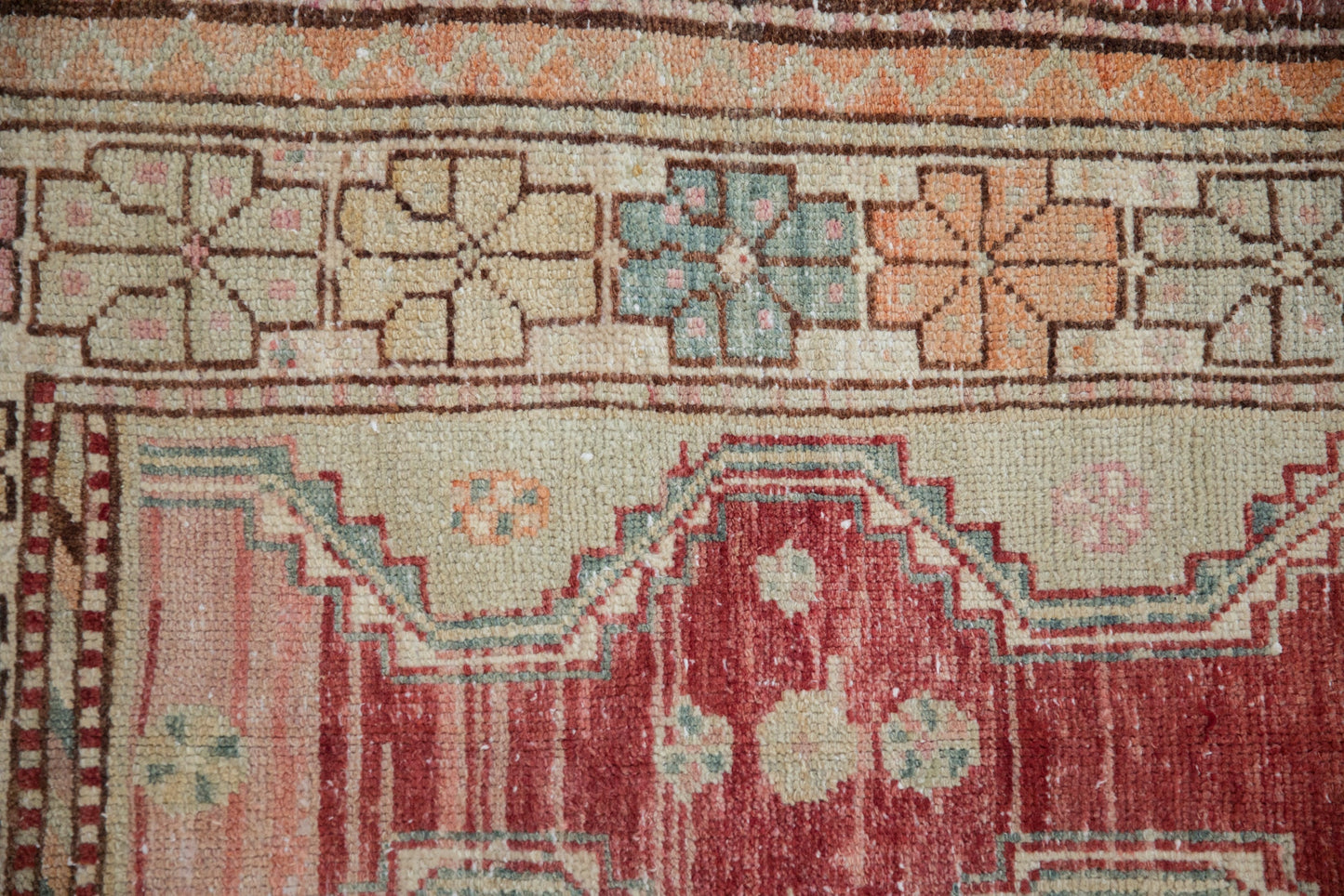 2.5x4 Vintage Distressed Oushak Rug