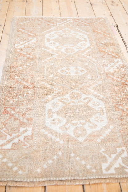 2.5x4 Vintage Distressed Melas Rug