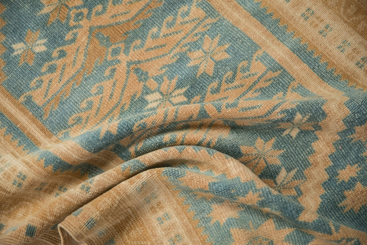 2.5x4 Vintage Distressed Oushak Rug