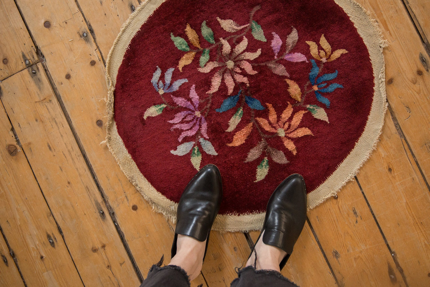 2x2 Vintage Art Deco Round Rug Mat