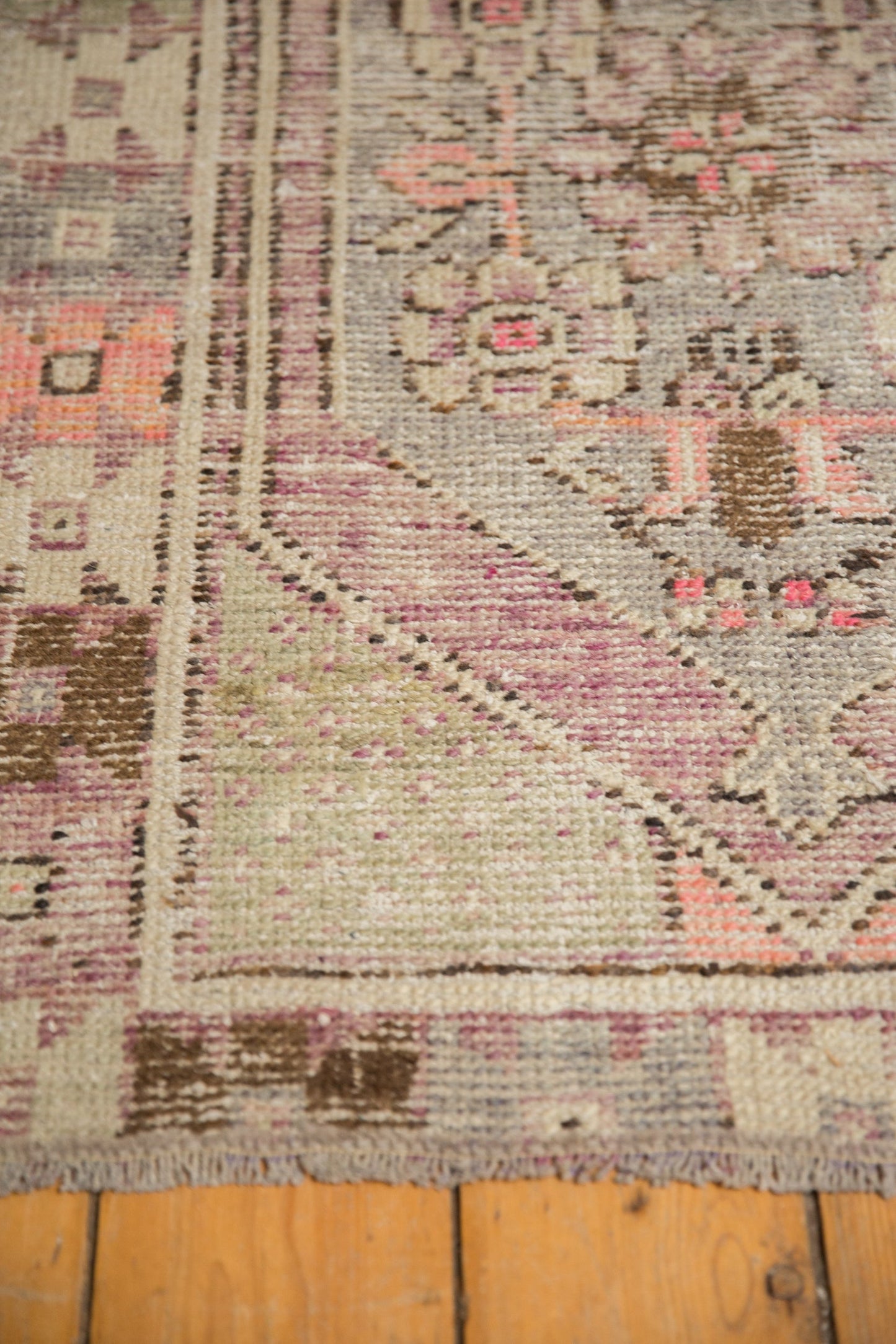 2.5x4 Vintage Distressed Oushak Rug