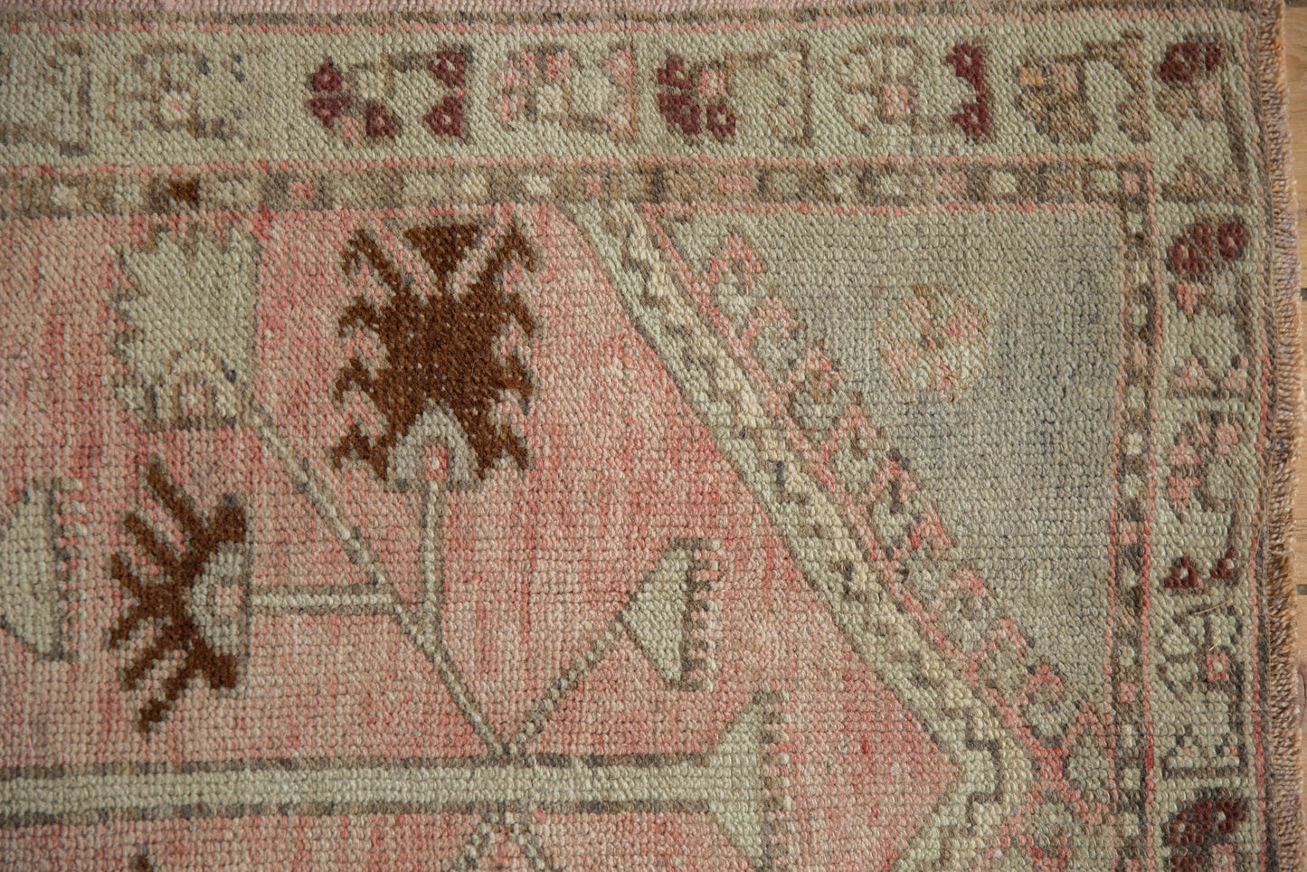2.5x3 Vintage Distressed Oushak Square Rug