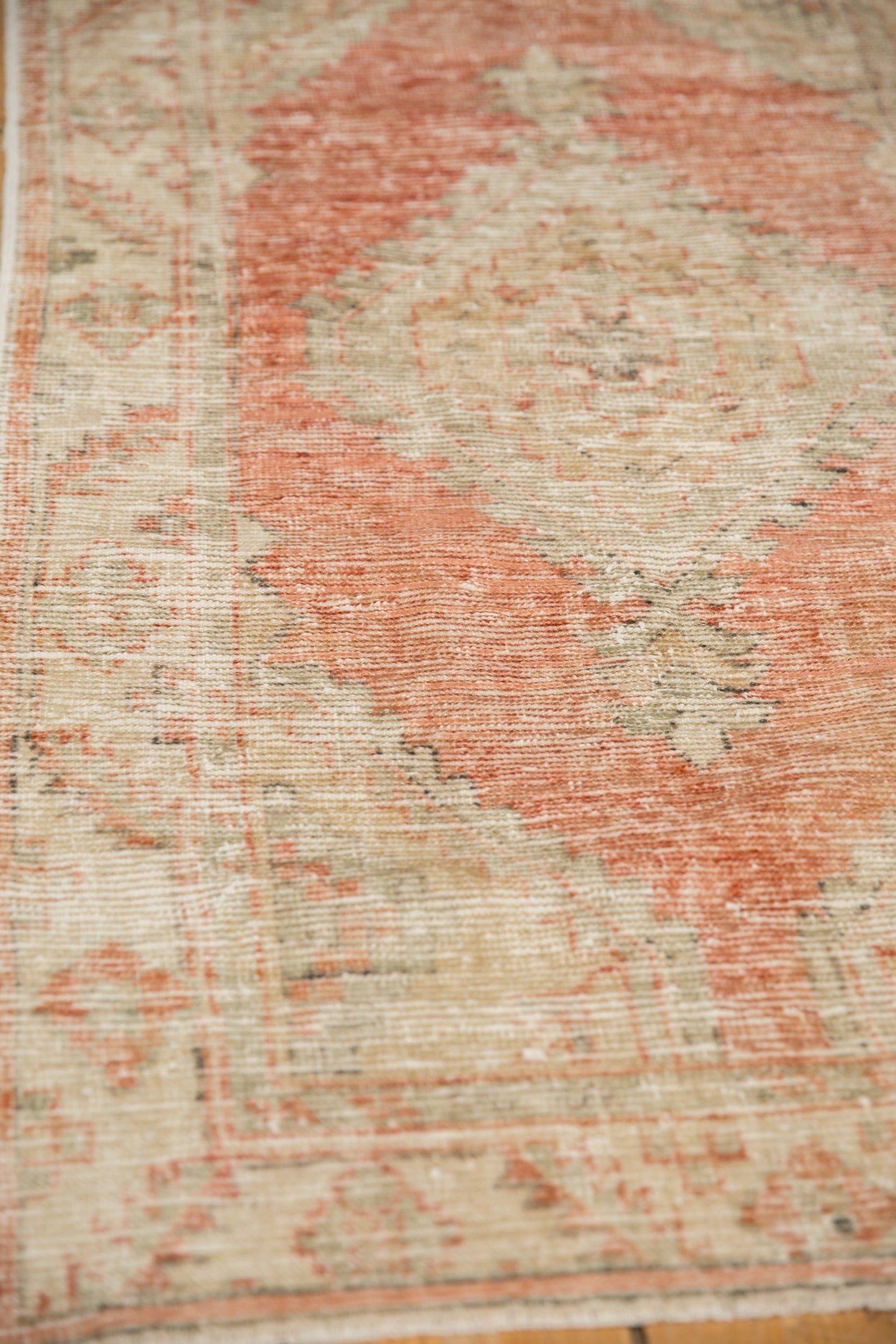 2.5x4.5 Vintage Distressed Oushak Rug