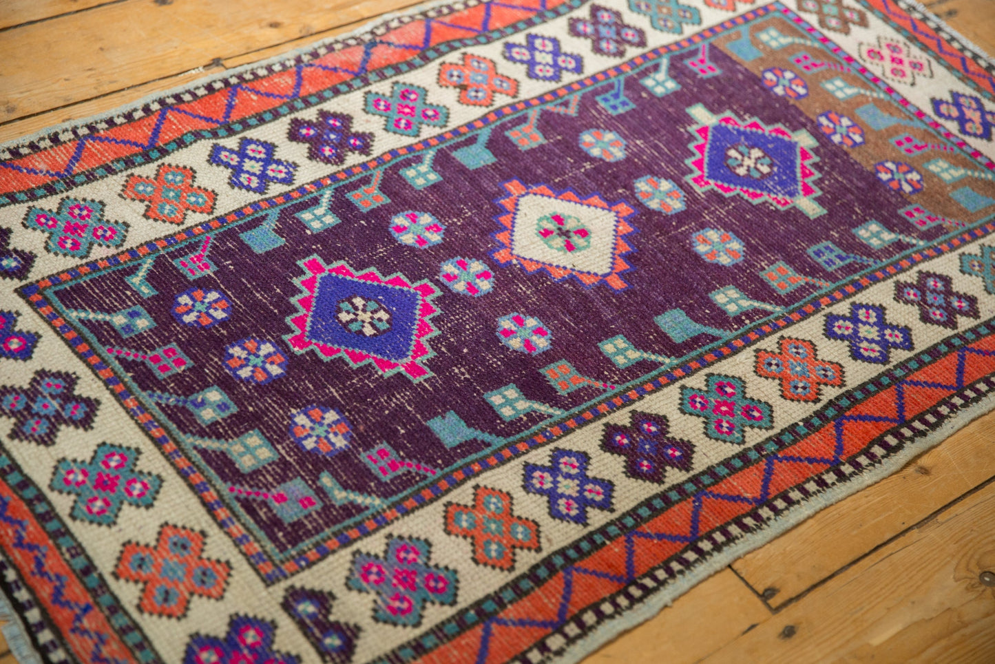 2.5x4.5 Vintage Distressed Oushak Rug