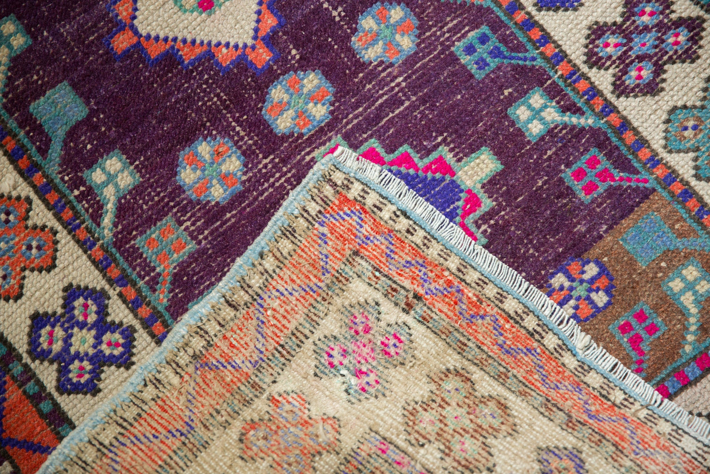 2.5x4.5 Vintage Distressed Oushak Rug