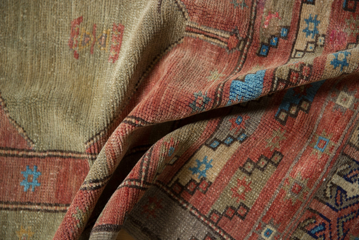 2.5x3 Vintage Distressed Oushak Square Rug