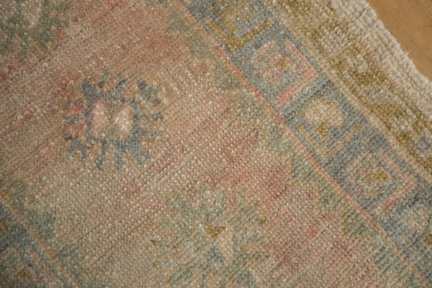 1.5x3 Vintage Distressed Oushak Rug Mat