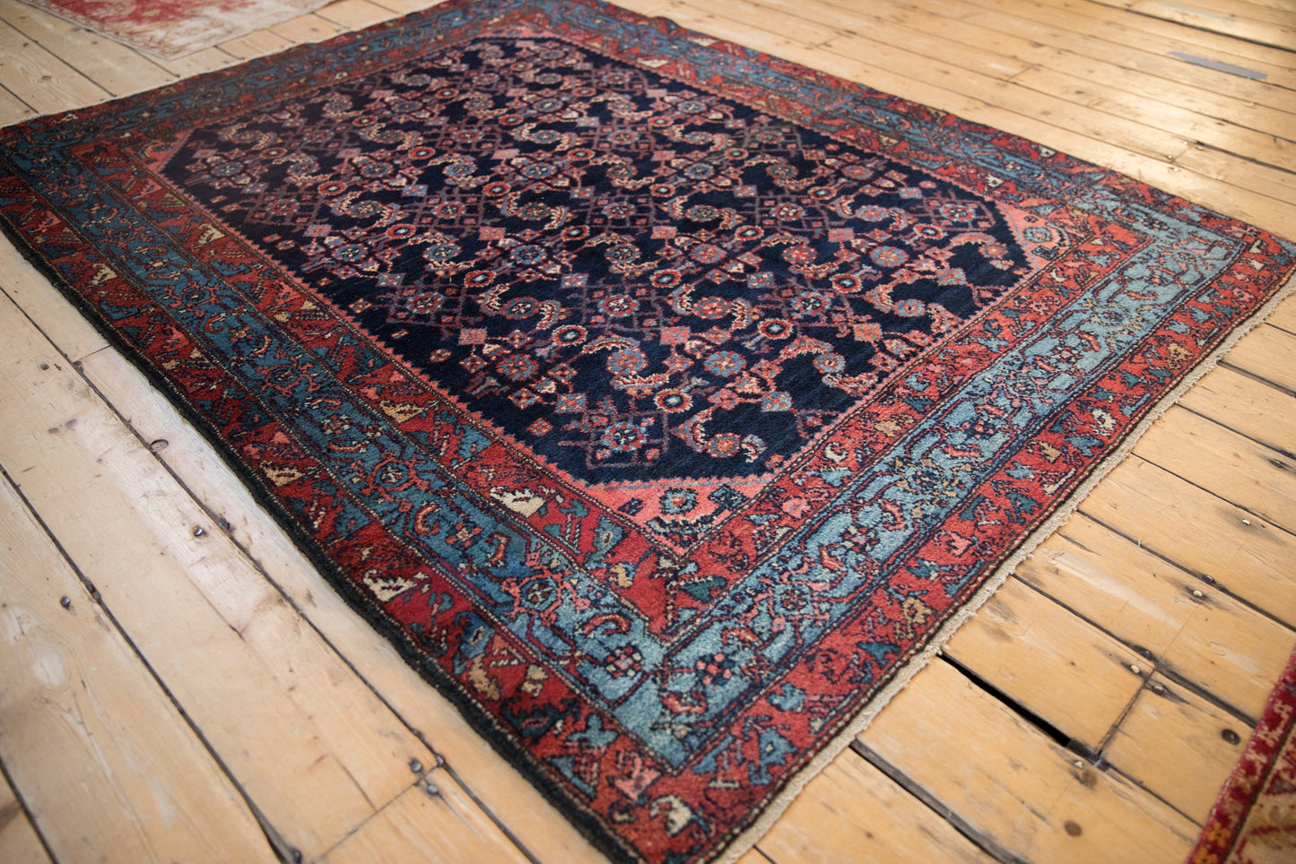 5x6 Vintage Engelas Square Rug