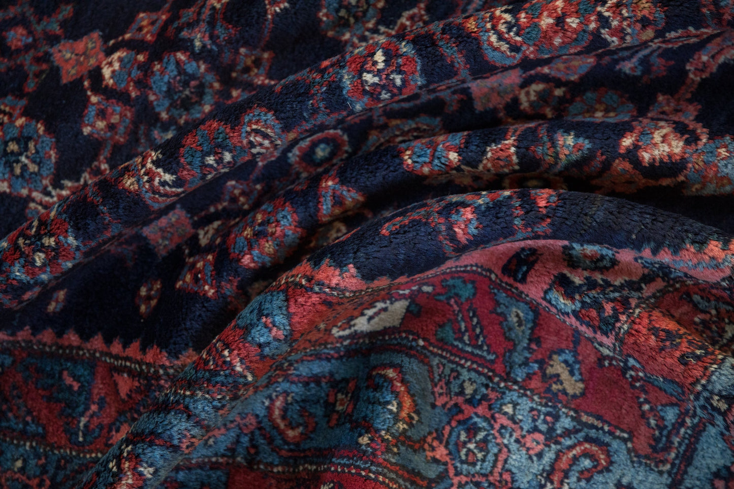 5x6 Vintage Engelas Square Rug