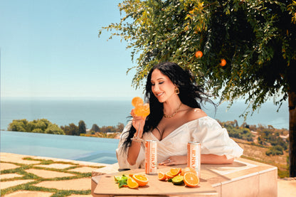 Jaclyn Hill's Orange Twist