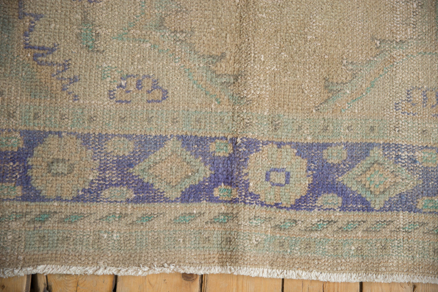 6x9.5 Vintage Distressed Oushak Carpet