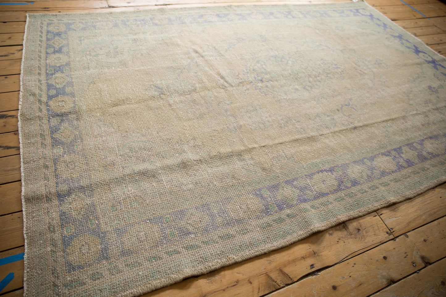 6x9.5 Vintage Distressed Oushak Carpet