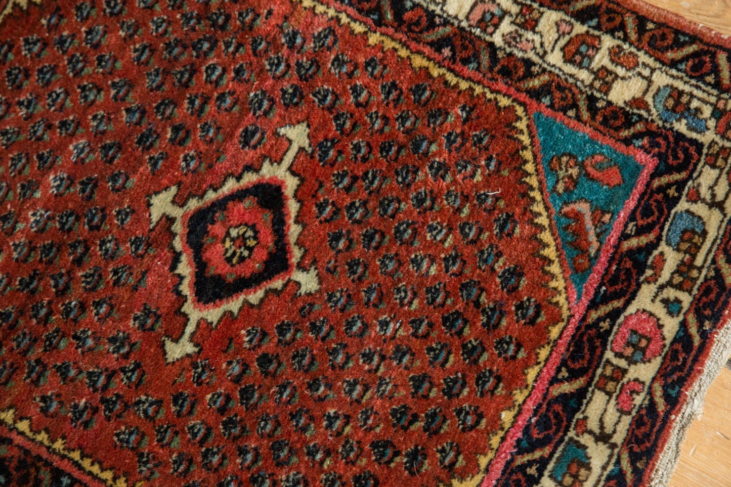 2x2.5 Vintage Engelas Square Rug Mat