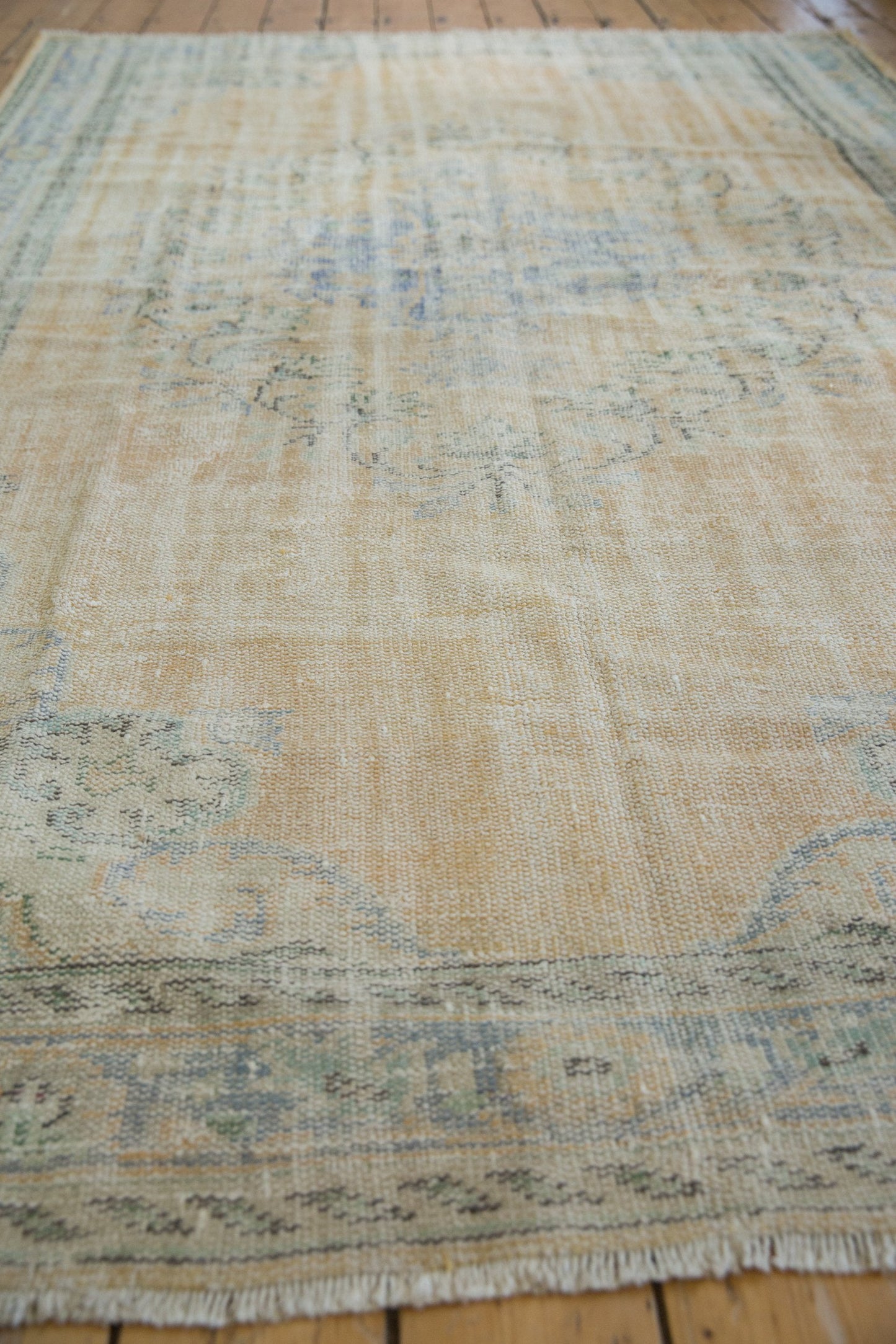 6x9.5 Vintage Distressed Oushak Carpet