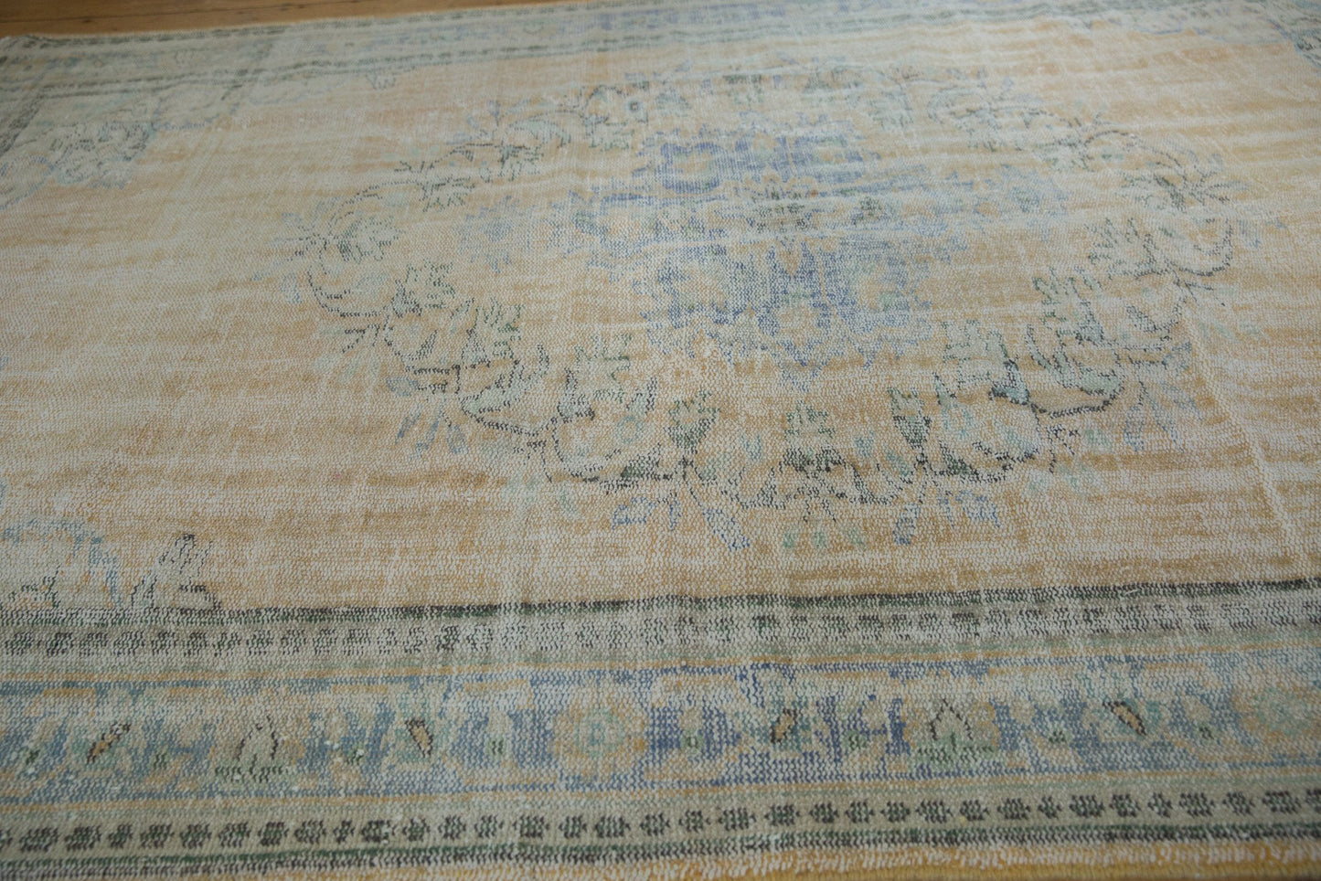 6x9.5 Vintage Distressed Oushak Carpet
