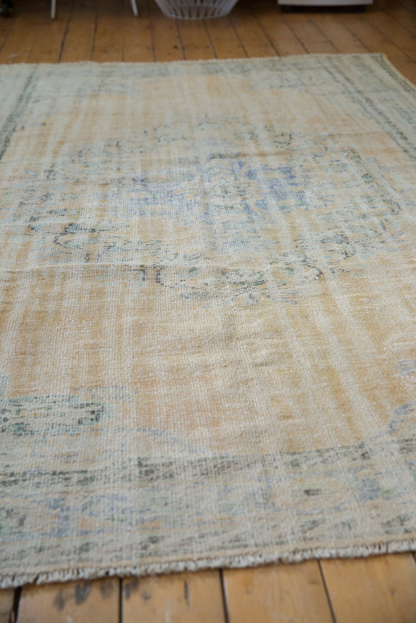 6x9.5 Vintage Distressed Oushak Carpet
