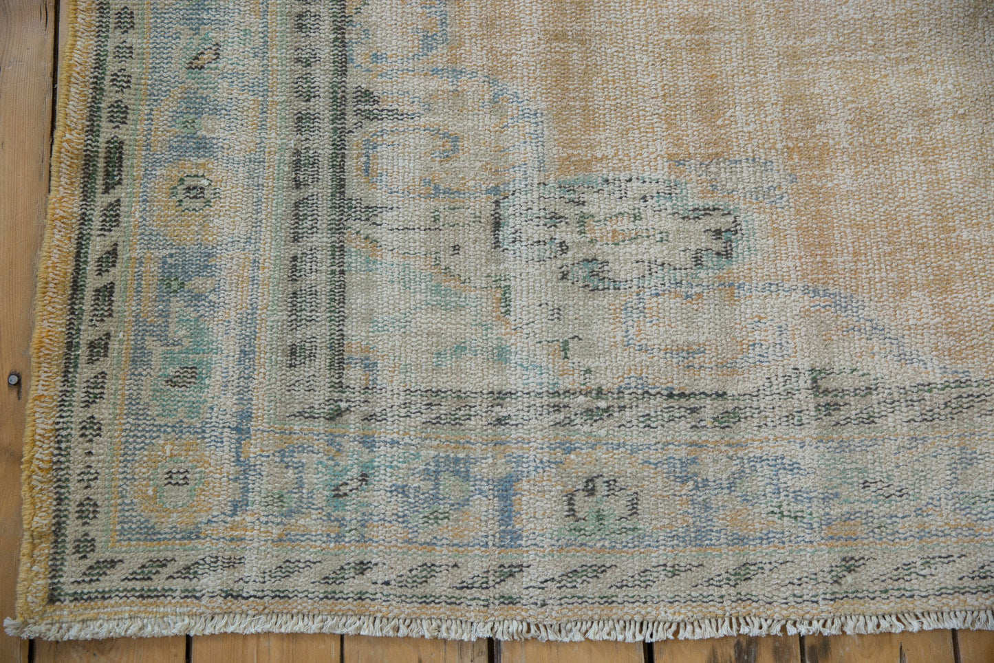 6x9.5 Vintage Distressed Oushak Carpet