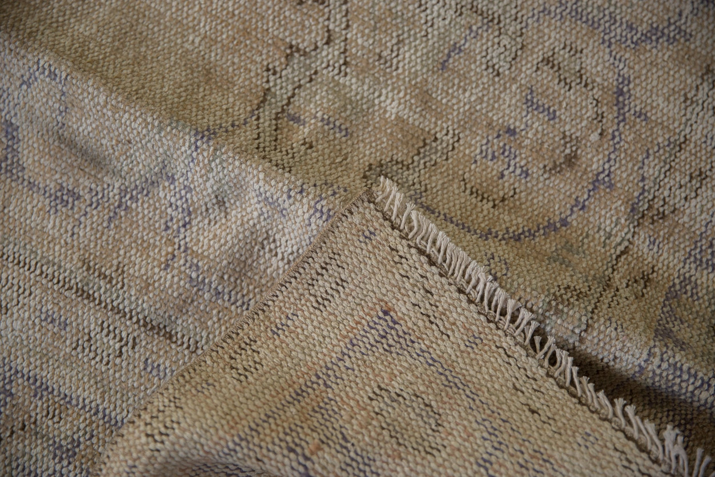 5.5x9.5 Vintage Distressed Oushak Carpet