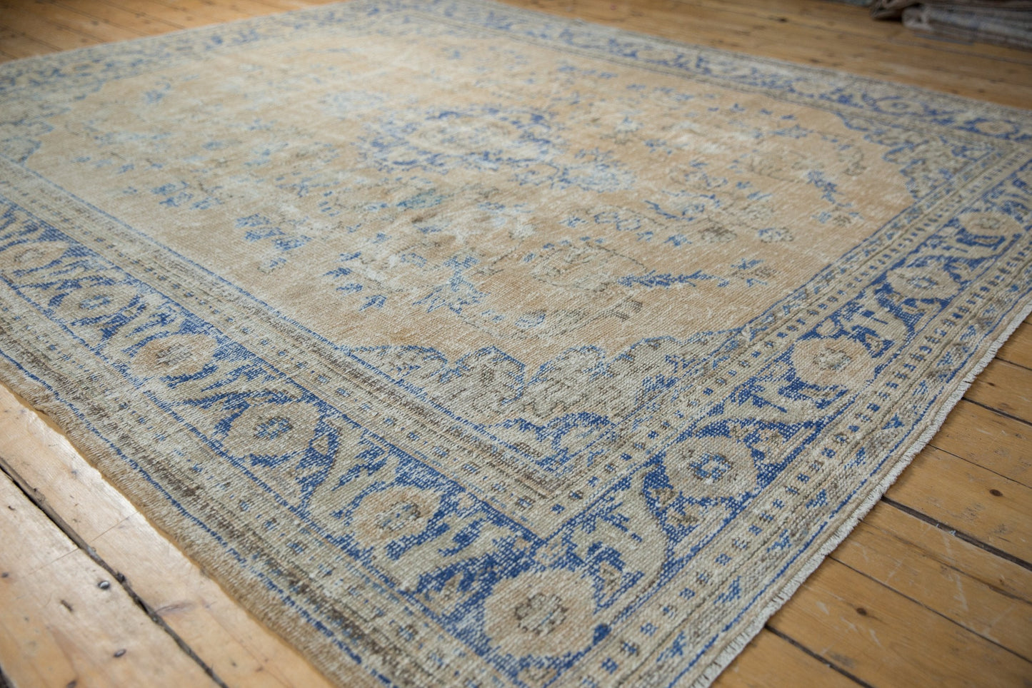 7.5x9 Vintage Distressed Oushak Carpet