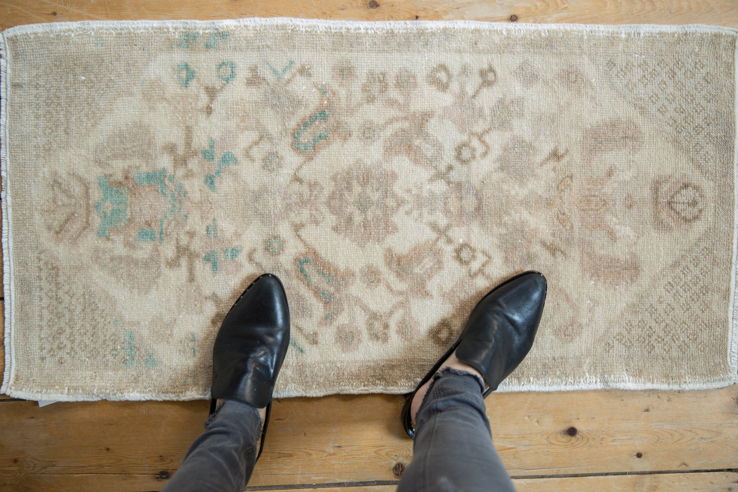 1.5x3.5 Vintage Distressed Oushak Rug Mat Runner