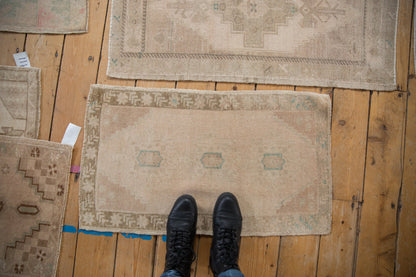 1.5x3 Vintage Distressed Oushak Rug Mat