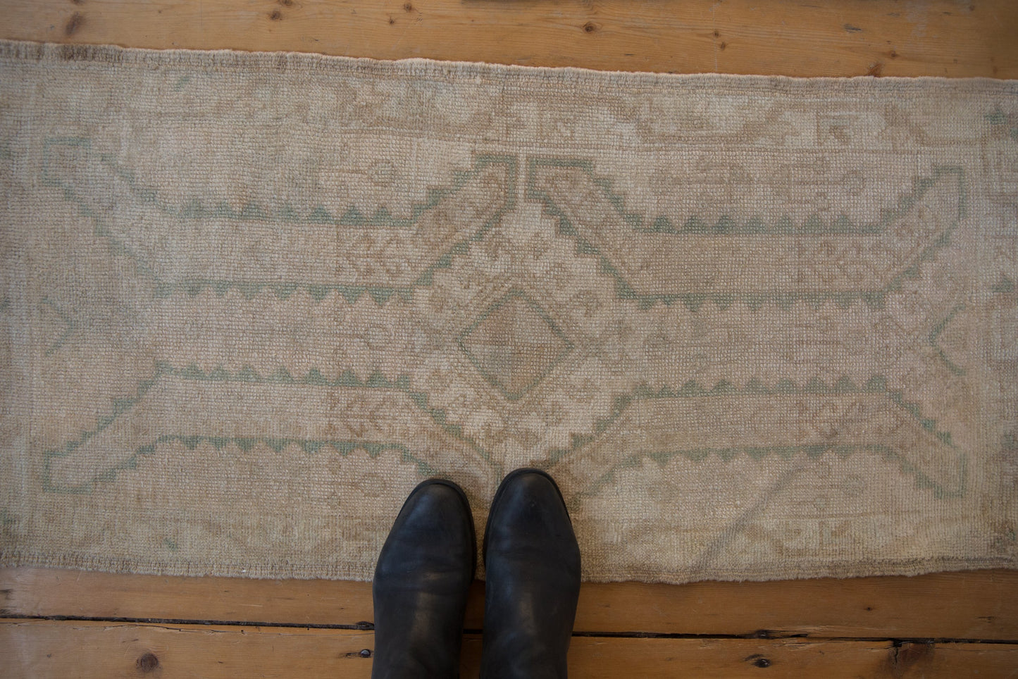 1.5x3.5 Vintage Distressed Oushak Rug Mat Runner