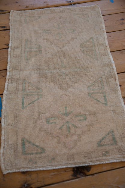 1.5x3 Vintage Distressed Oushak Rug Mat