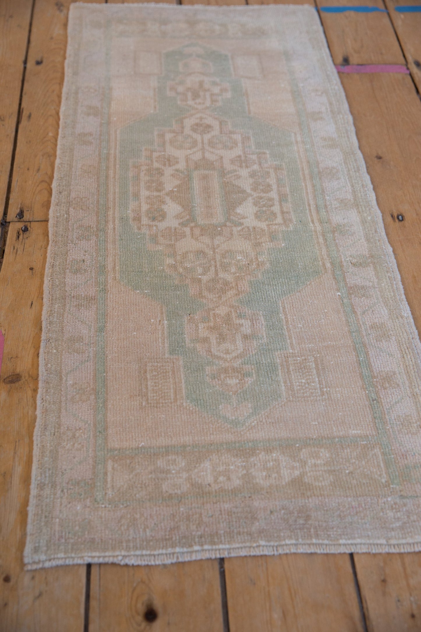 1.5x3.5 Vintage Distressed Oushak Rug Mat Runner
