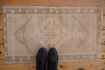 1.5x3 Vintage Distressed Oushak Rug Mat