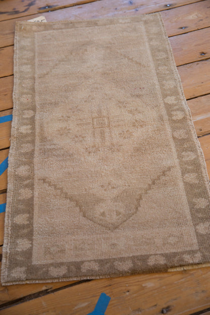 1.5x3 Vintage Distressed Oushak Rug Mat