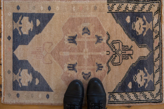1.5x2.5 Vintage Distressed Oushak Rug Mat