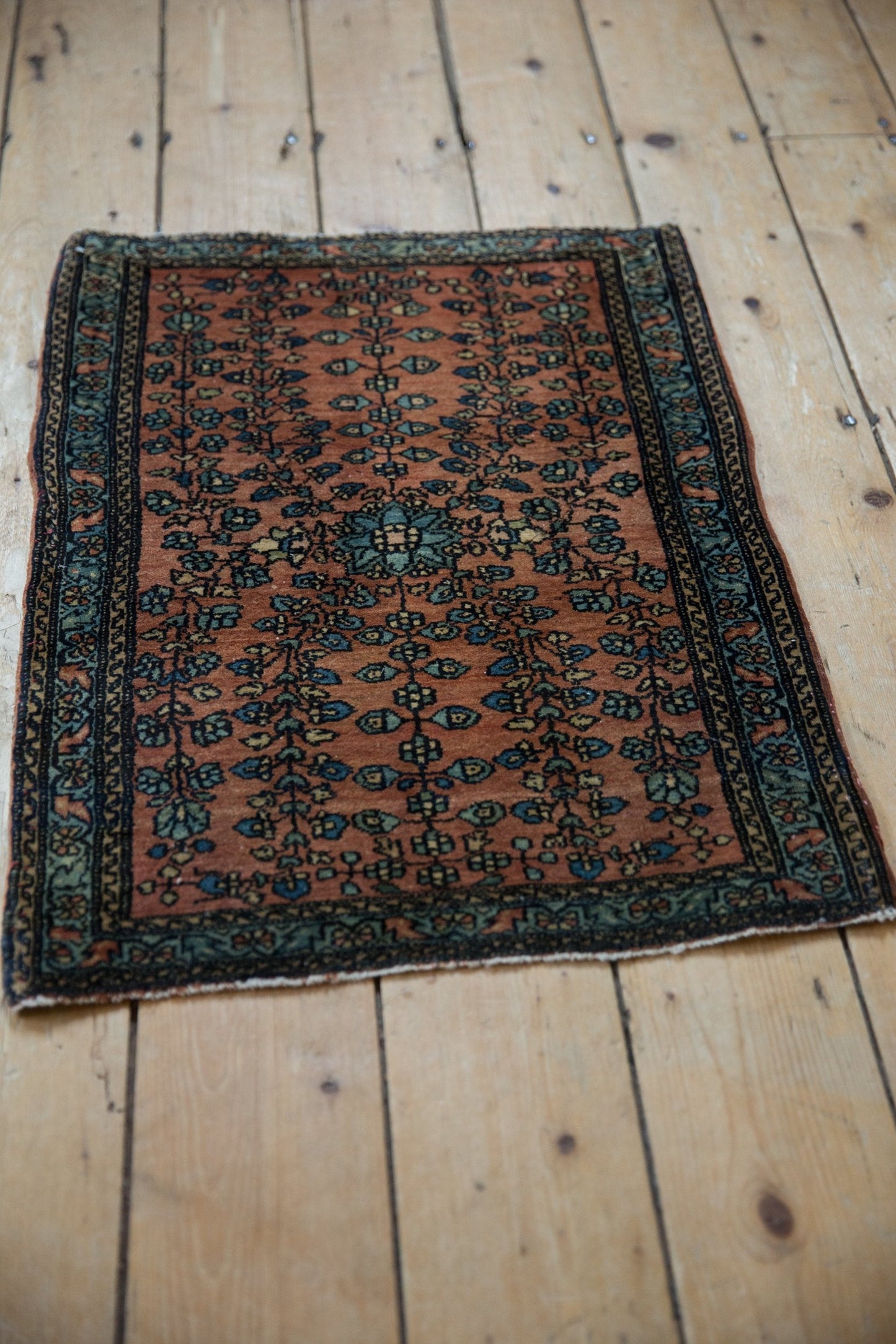 1.5x2.5 Vintage Fine Farahan Sarouk Rug Mat