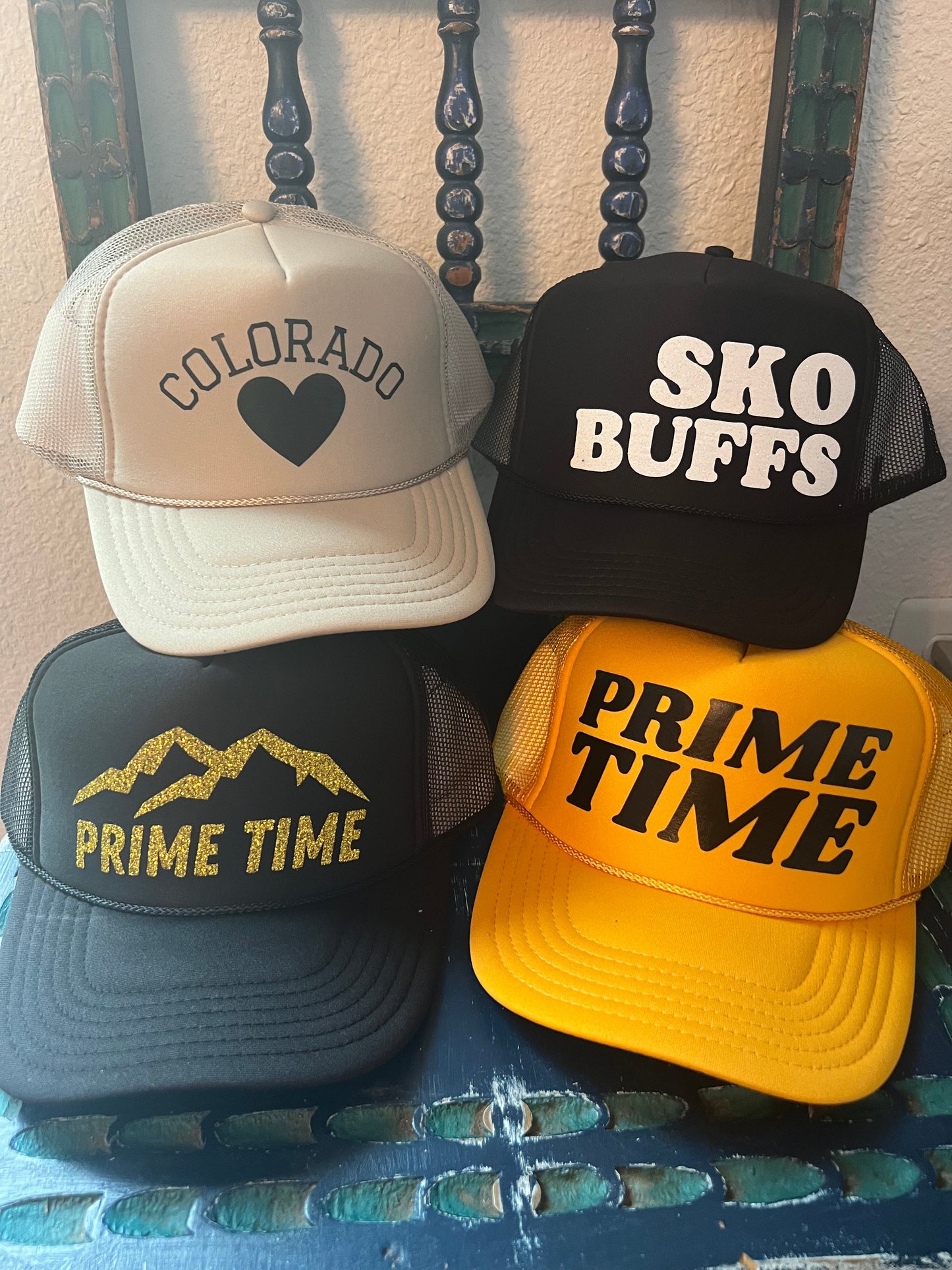 SKO BUFFS black with white sparkle trucker