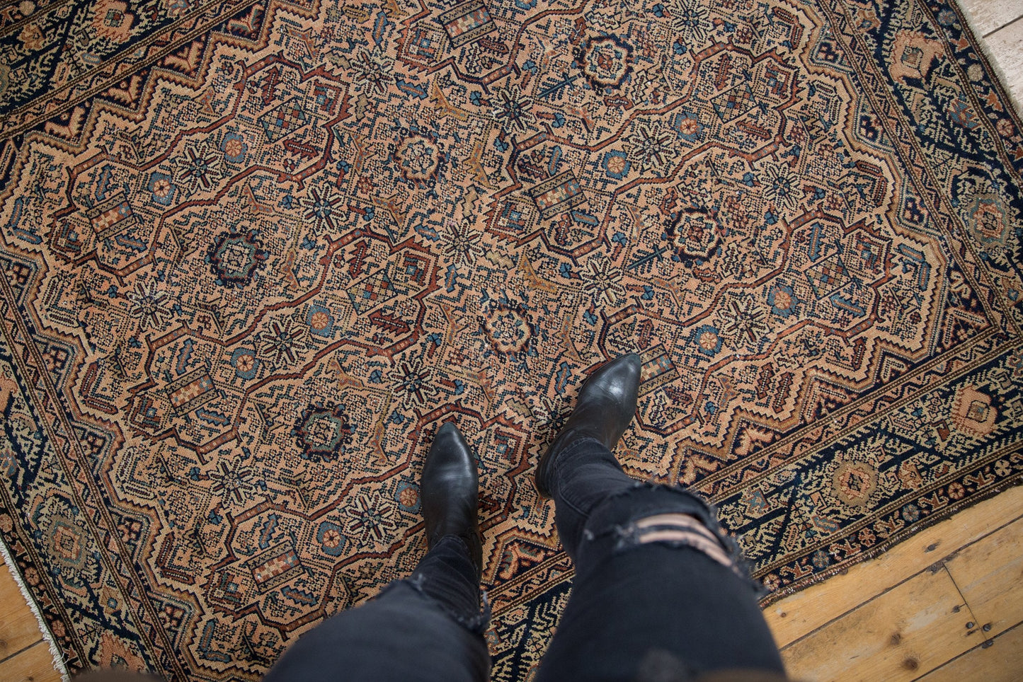 5x6 Vintage Fine Malayer Square Rug