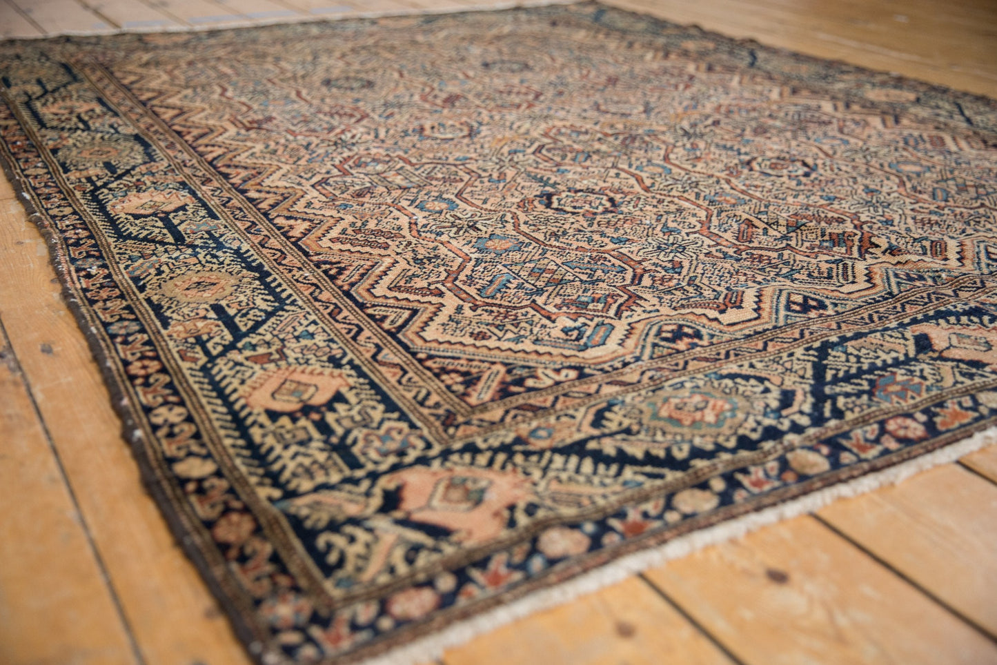 5x6 Vintage Fine Malayer Square Rug